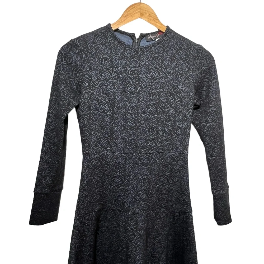 NWT Fame Legally Red Embroidered Rose‎ Print Flare Midi Dress